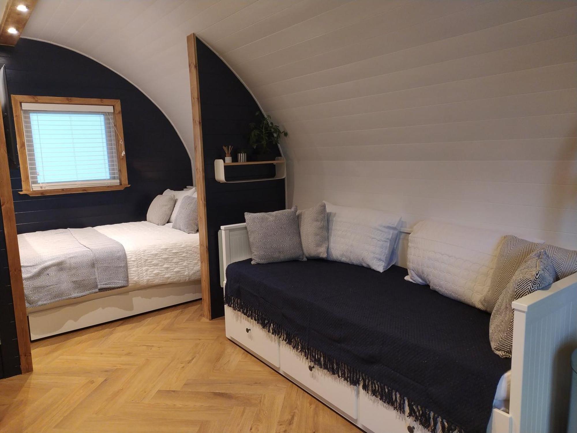 Little Peru Luxury Glamping Pods Apartment Crosshill Exterior photo